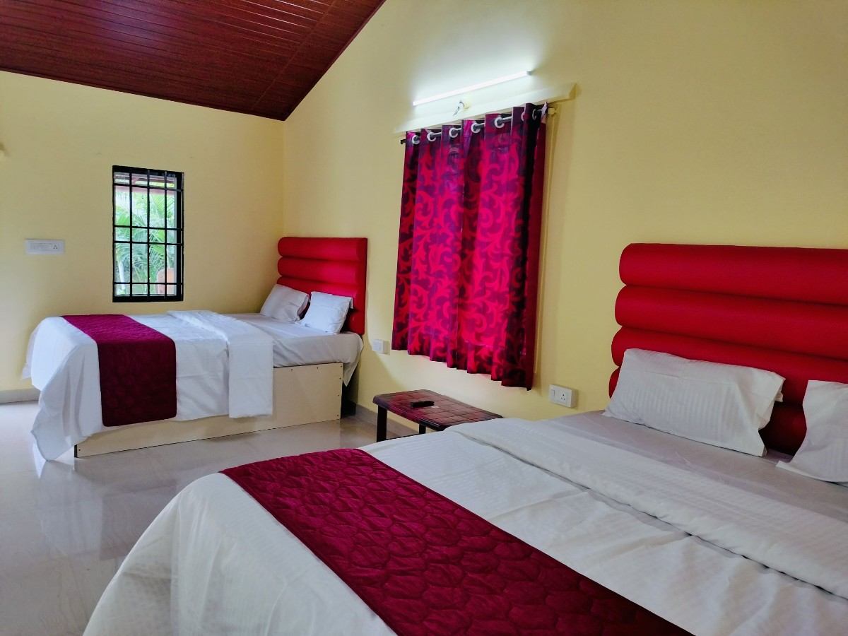 Tastefully furnished room